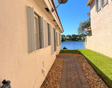 6129 Adriatic Way - Photo Thumbnail 2
