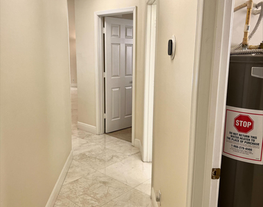 6129 Adriatic Way - Photo Thumbnail 21
