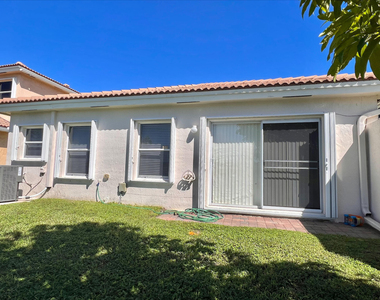 6129 Adriatic Way - Photo Thumbnail 23