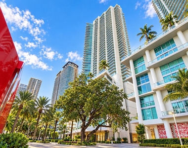92 Sw 3rd Street - Photo Thumbnail 1