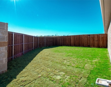 10501 Tuxinaw Trail - Photo Thumbnail 12