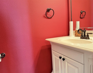 116 Trinity Court - Photo Thumbnail 14