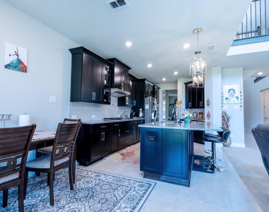 2541 Canary Grass Lane - Photo Thumbnail 5