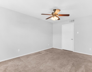 11332 Park Central Place - Photo Thumbnail 8