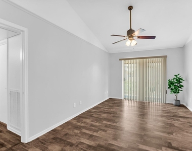 11332 Park Central Place - Photo Thumbnail 6