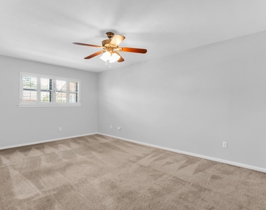 11332 Park Central Place - Photo Thumbnail 10