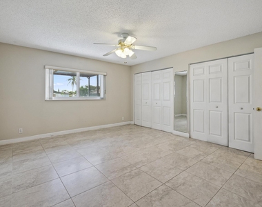 13654 Whippet Way W - Photo Thumbnail 20