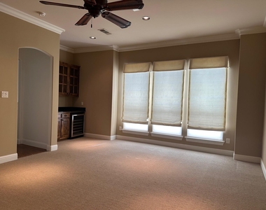 4115 Herschel Avenue - Photo Thumbnail 10