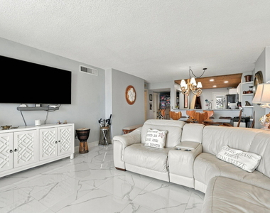 145 S Ocean Avenue - Photo Thumbnail 3