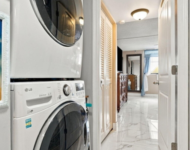 145 S Ocean Avenue - Photo Thumbnail 8