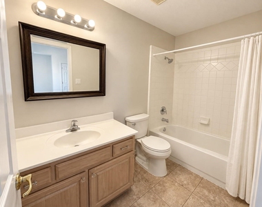 1920 Hillcroft Drive - Photo Thumbnail 14