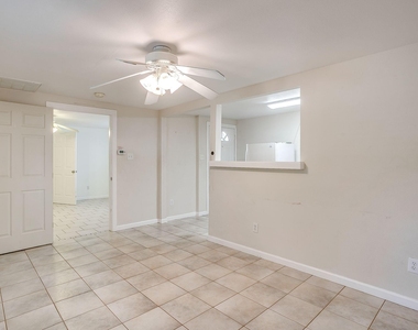 2606 Wayside Avenue - Photo Thumbnail 7
