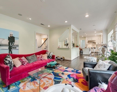 1418 Yakimo Drive - Photo Thumbnail 9