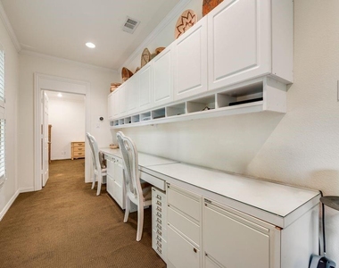 1418 Yakimo Drive - Photo Thumbnail 20