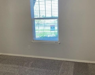 13309 Mesquite Trail - Photo Thumbnail 25