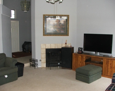 2105 Flamingo Drive - Photo Thumbnail 2