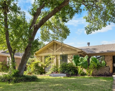 1317 Seabrook Drive - Photo Thumbnail 1