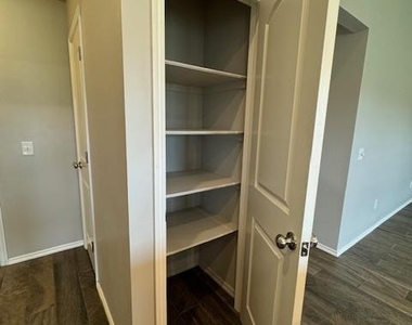 13321 Collins Avenue - Photo Thumbnail 15