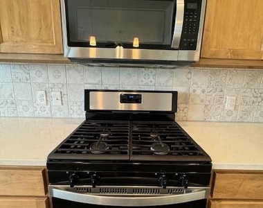 13321 Collins Avenue - Photo Thumbnail 12