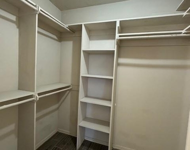 825 Nw 138th Street - Photo Thumbnail 26
