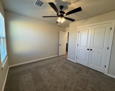 17604 Knox Farm Road - Photo Thumbnail 26