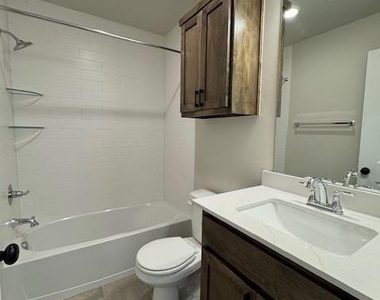 17604 Knox Farm Road - Photo Thumbnail 27