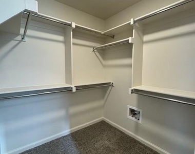 17604 Knox Farm Road - Photo Thumbnail 7