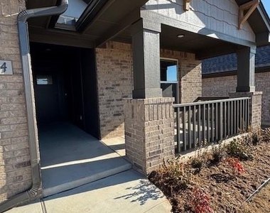 17604 Knox Farm Road - Photo Thumbnail 1