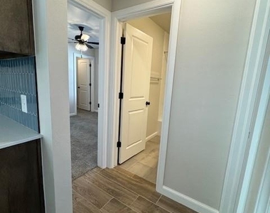 17604 Knox Farm Road - Photo Thumbnail 25