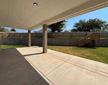 3017 James Way - Photo Thumbnail 27
