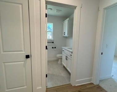 3017 James Way - Photo Thumbnail 3