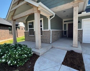 3017 James Way - Photo Thumbnail 1