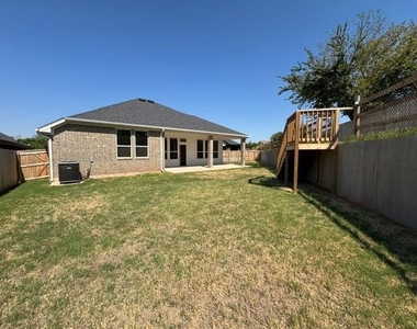 3017 James Way - Photo Thumbnail 28