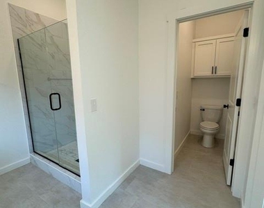 3017 James Way - Photo Thumbnail 25