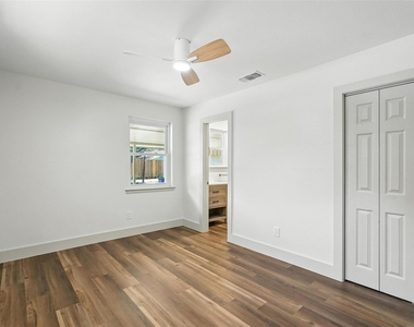 8570 Sweetwood Drive - Photo Thumbnail 19