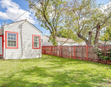2604 Wayside Avenue - Photo Thumbnail 26