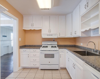 2604 Wayside Avenue - Photo Thumbnail 22