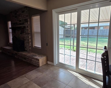 1012 Cooper Lane - Photo Thumbnail 20