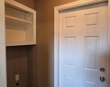 1012 Cooper Lane - Photo Thumbnail 18