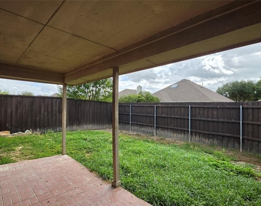 3408 Mosswood Drive - Photo Thumbnail 33