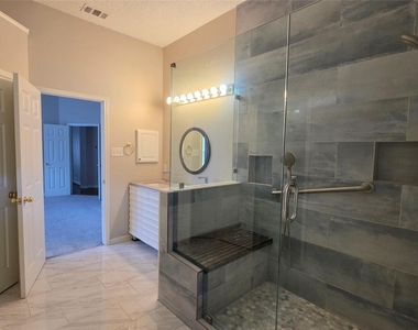 3408 Mosswood Drive - Photo Thumbnail 28