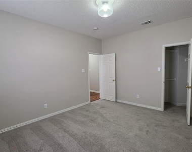 3408 Mosswood Drive - Photo Thumbnail 10
