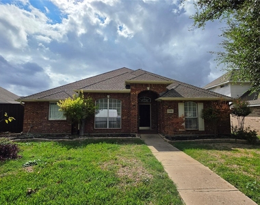 3408 Mosswood Drive - Photo Thumbnail 1