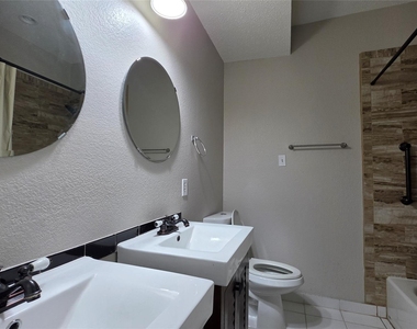 3408 Mosswood Drive - Photo Thumbnail 12