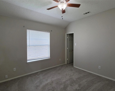 3408 Mosswood Drive - Photo Thumbnail 8