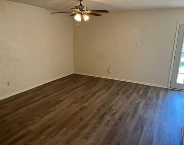 1236 Neptune Drive - Photo Thumbnail 5