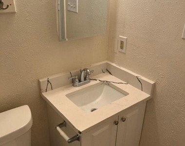 1236 Neptune Drive - Photo Thumbnail 6