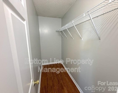 5441 Realtree Lane - Photo Thumbnail 15