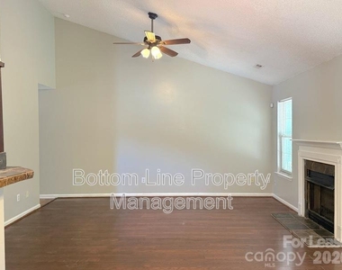 5441 Realtree Lane - Photo Thumbnail 4
