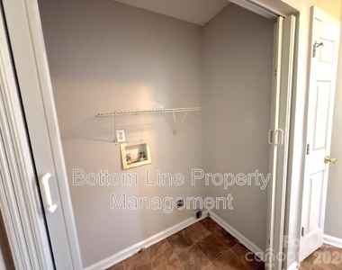 5441 Realtree Lane - Photo Thumbnail 9